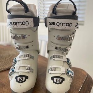 Salomon X-Max 70 Womens Ski Boots Size 25.5